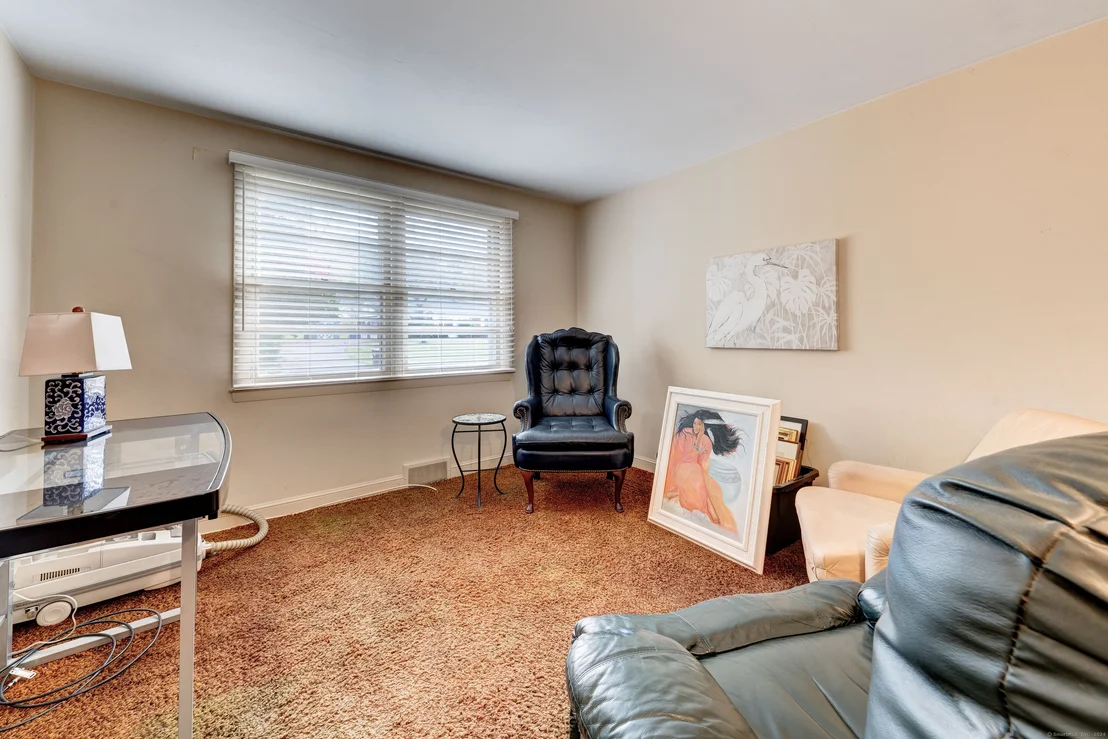 Photo of 244 Pineridge Road