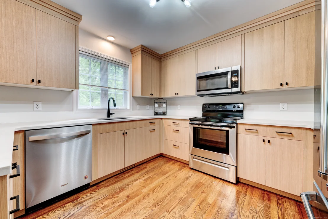 Photo of 125 Sherbrook Drive