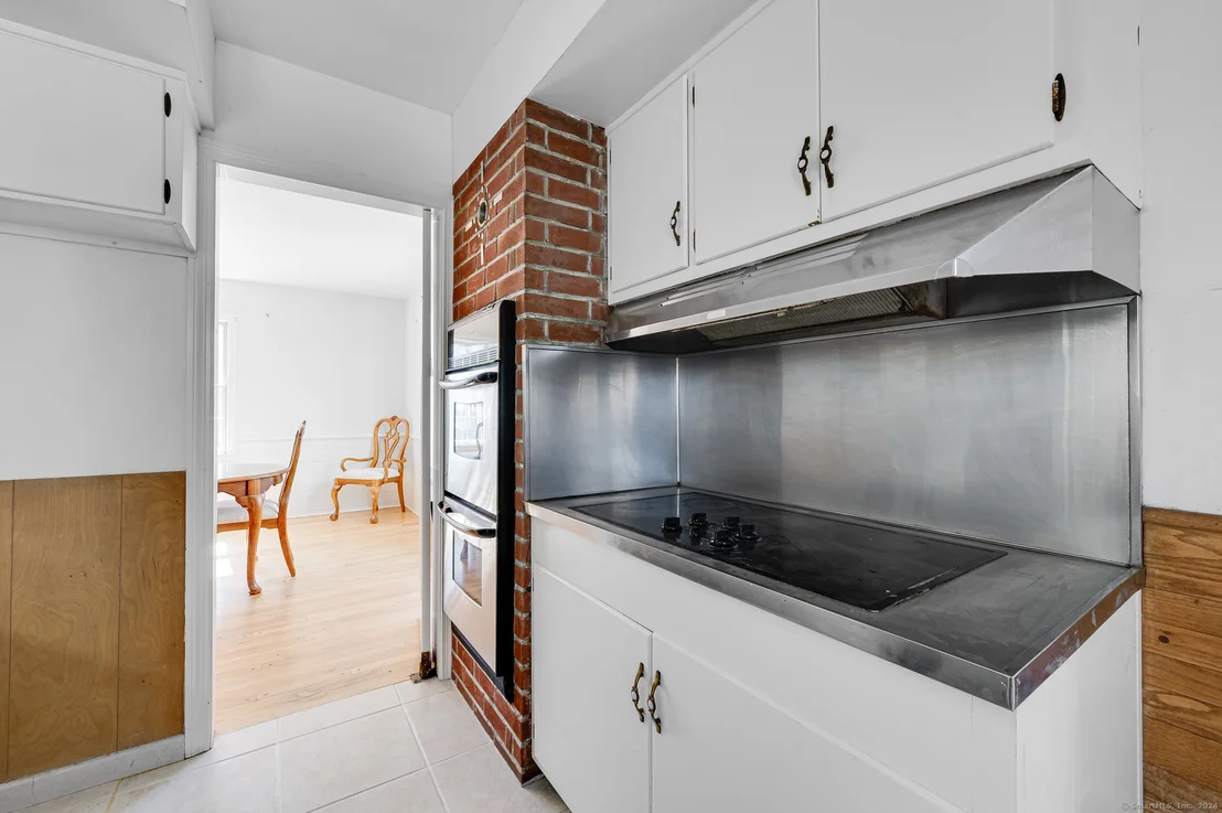 Photo of 341 Greenwoods Road