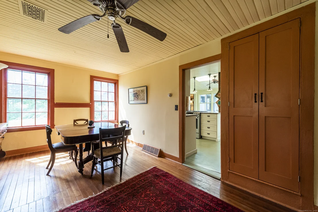 Photo of 126 Beaver Brook Road