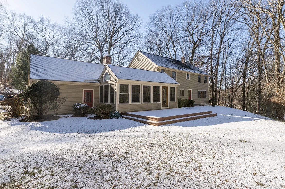 Photo of 1352 Wolf Hill Road