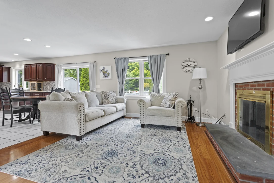 Photo of 21 Chatham Fields Road