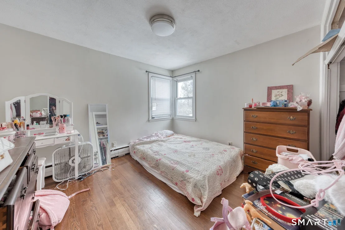 Photo of 291 Mansfield Avenue
