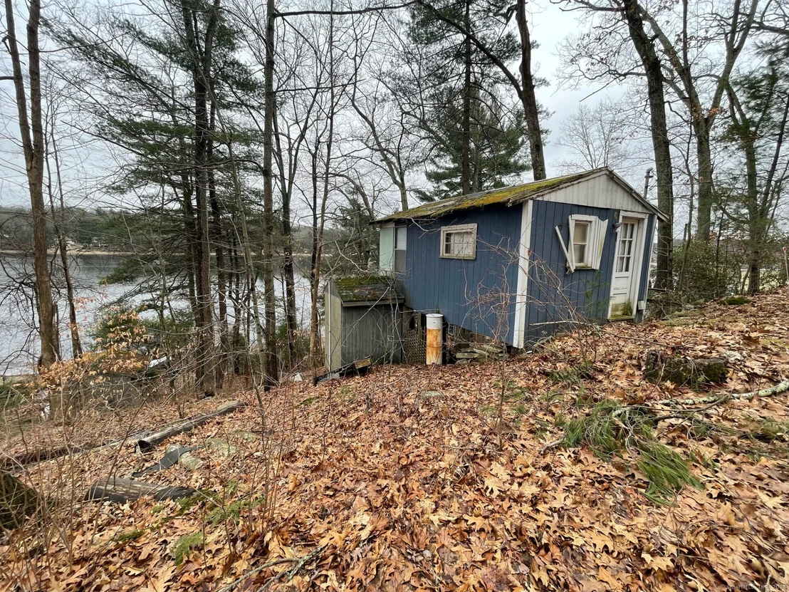 Photo of 136 Quaddick Mountain Road