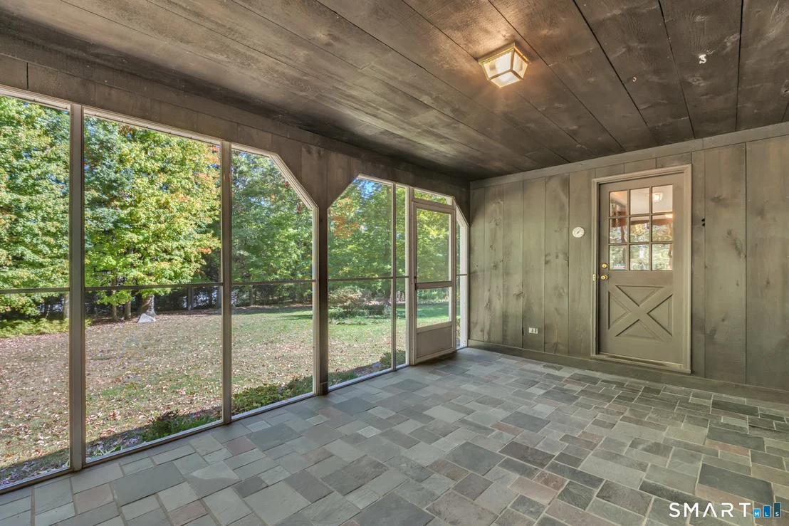 Photo of 77 Bridle Path Drive