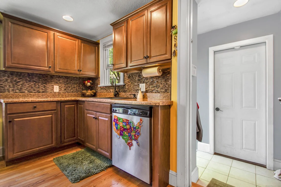 Photo of 65 Johnson Avenue