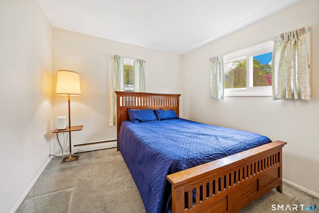 Photo of 44 Beacon Manor Road