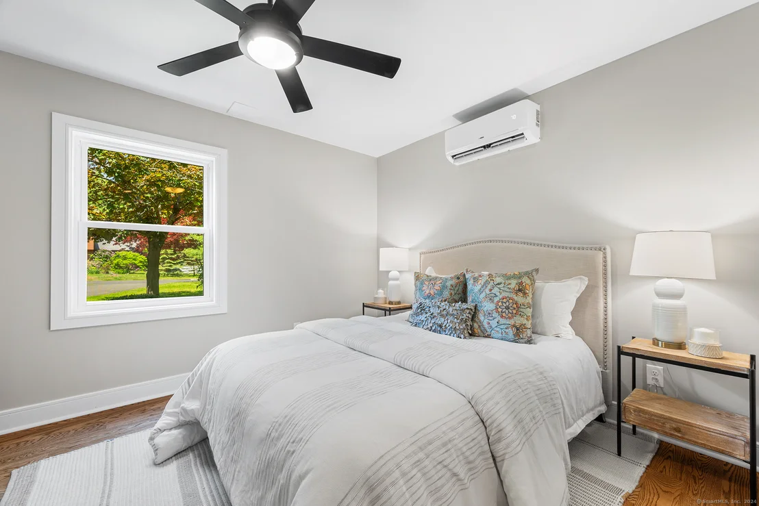 Photo of 16 Ariel Way
