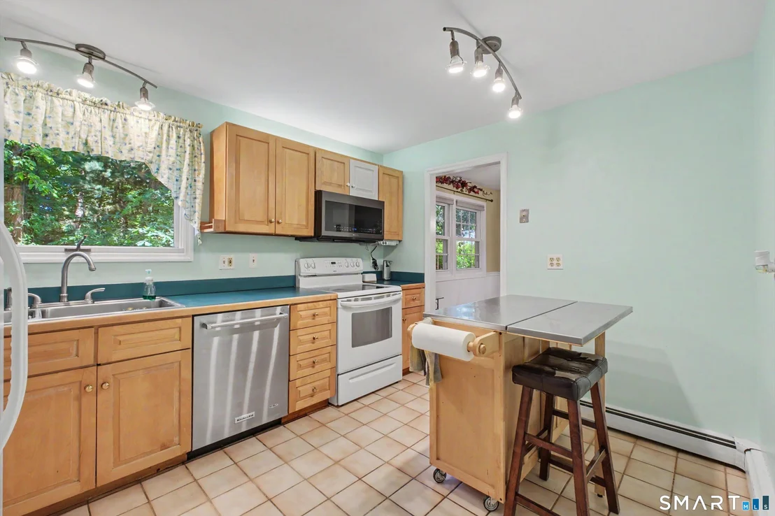 Photo of 36 Chimney Drive