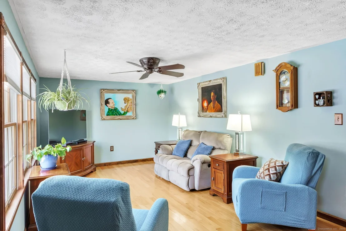 Photo of 6 Pinecrest Lane