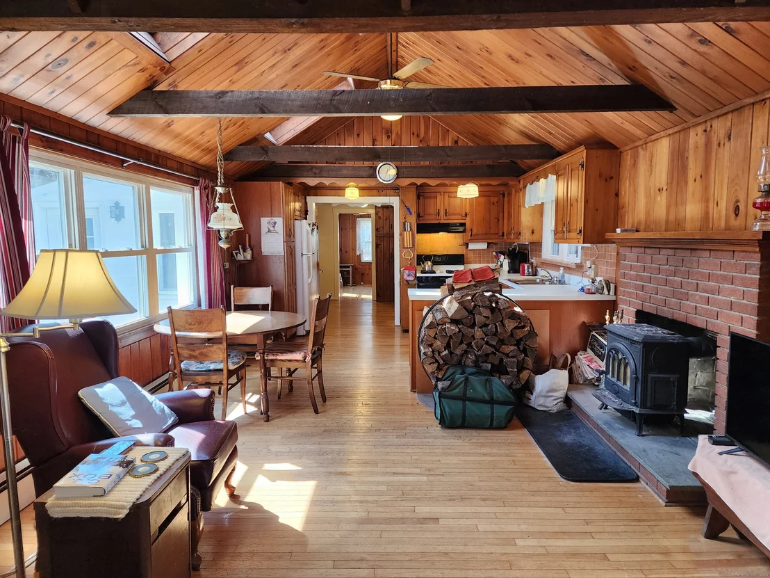 Photo of 153 Bear Rock Road