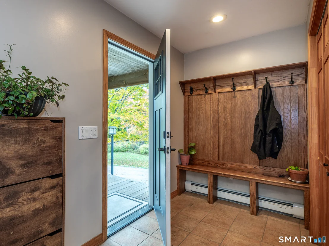 Photo of 28 Curtiss Hill Road