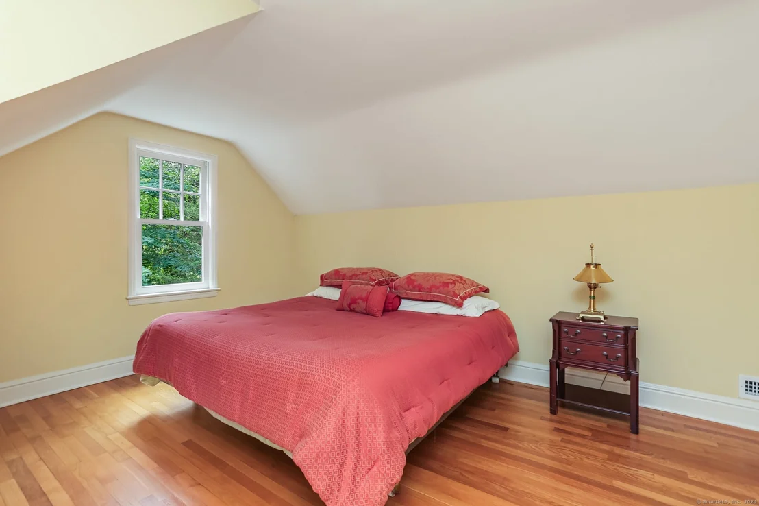Photo of 10 Guild Drive