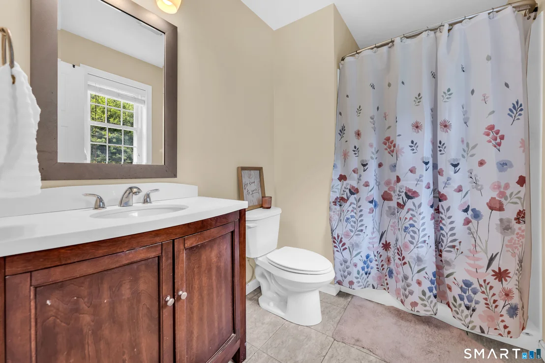 Photo of 122 Uconn Drive