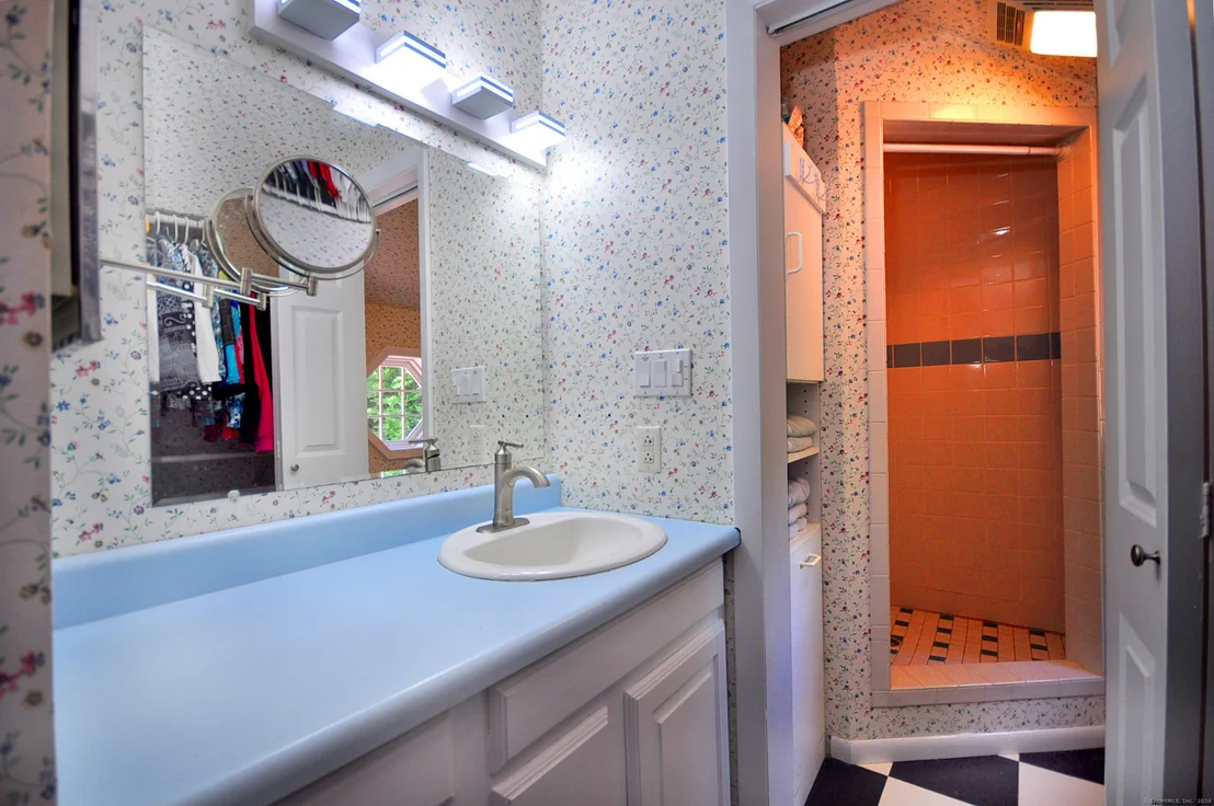 Photo of 31 Spring Glen Drive