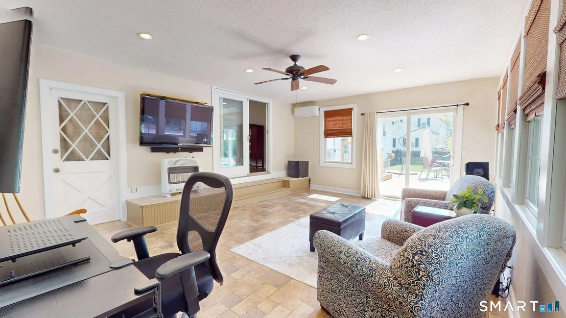 Photo of 11 Hemlock Drive