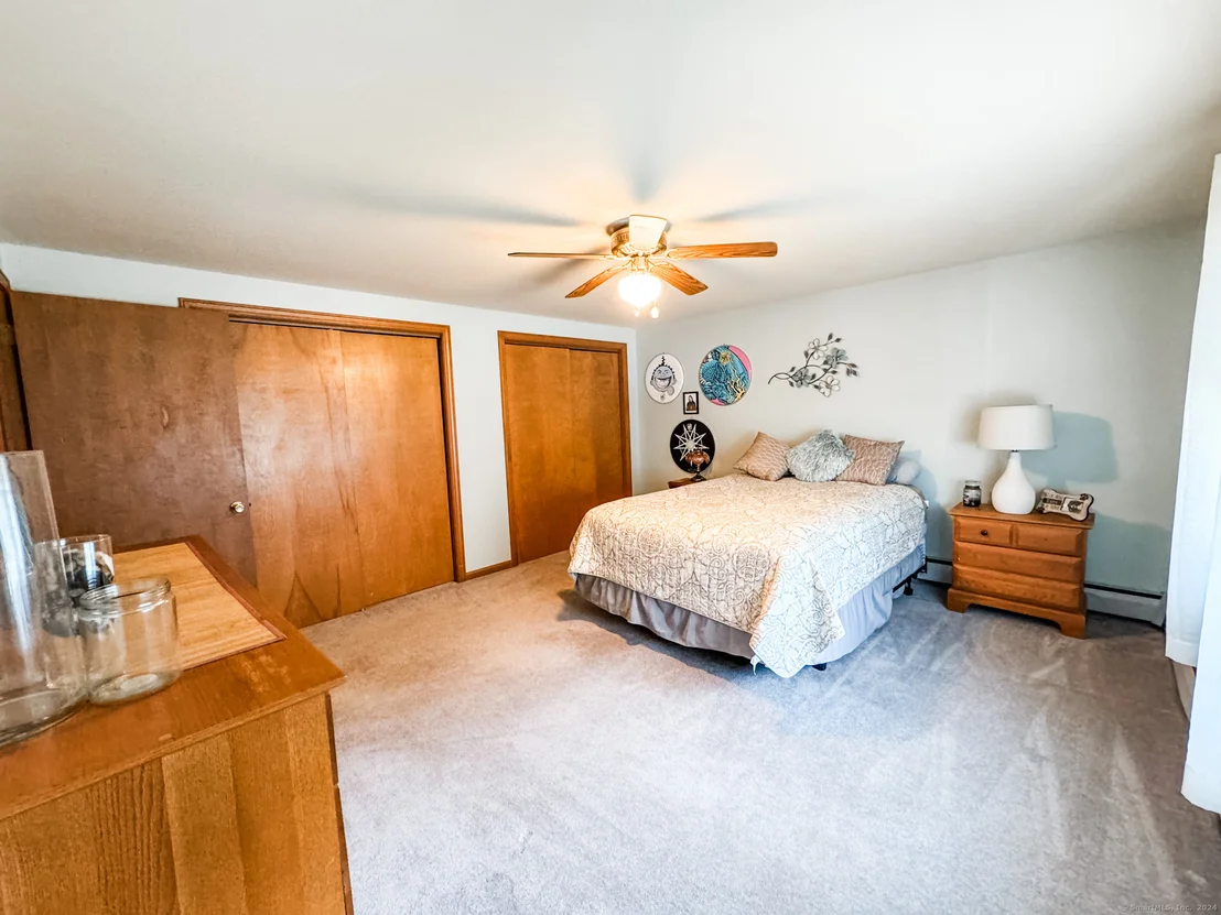 Photo of 33 Fairway Drive