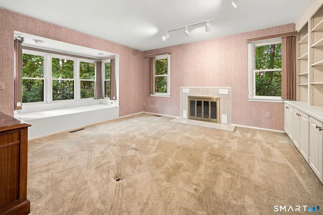 Photo of 163 Juniper Drive