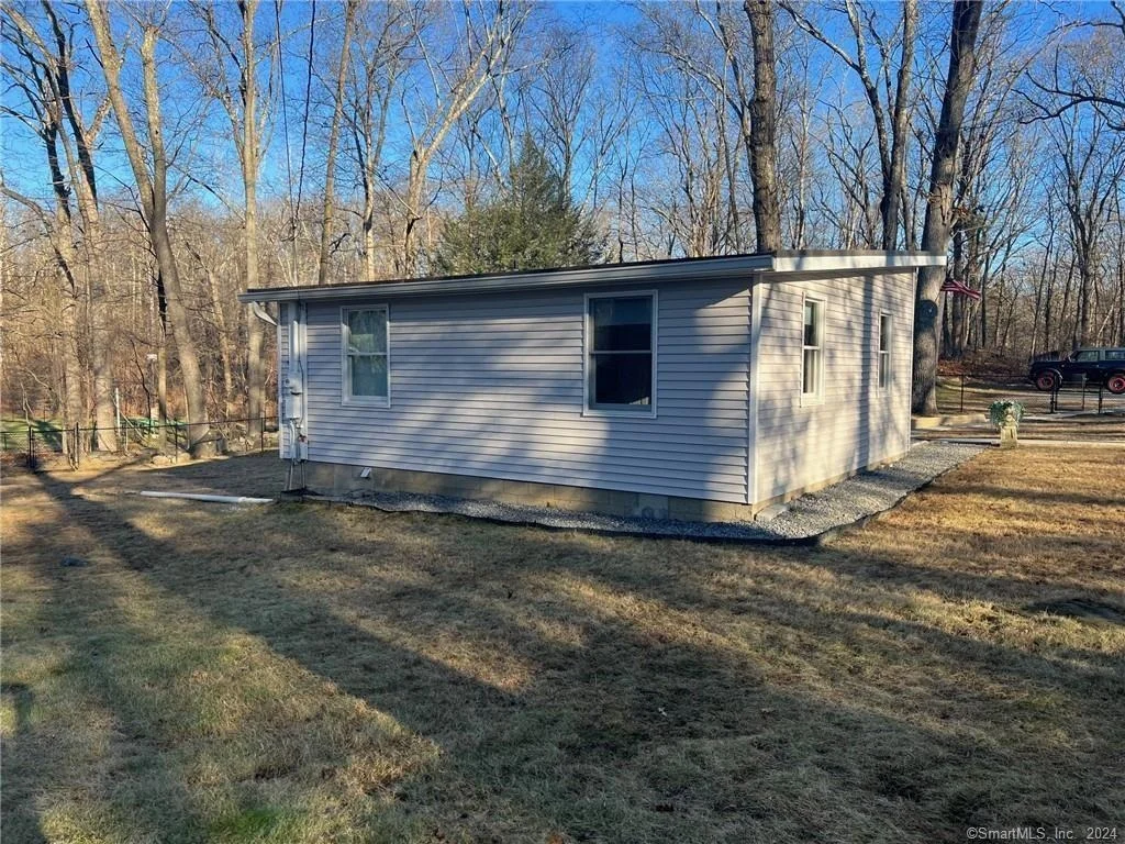 Photo of 82 Floradan Road