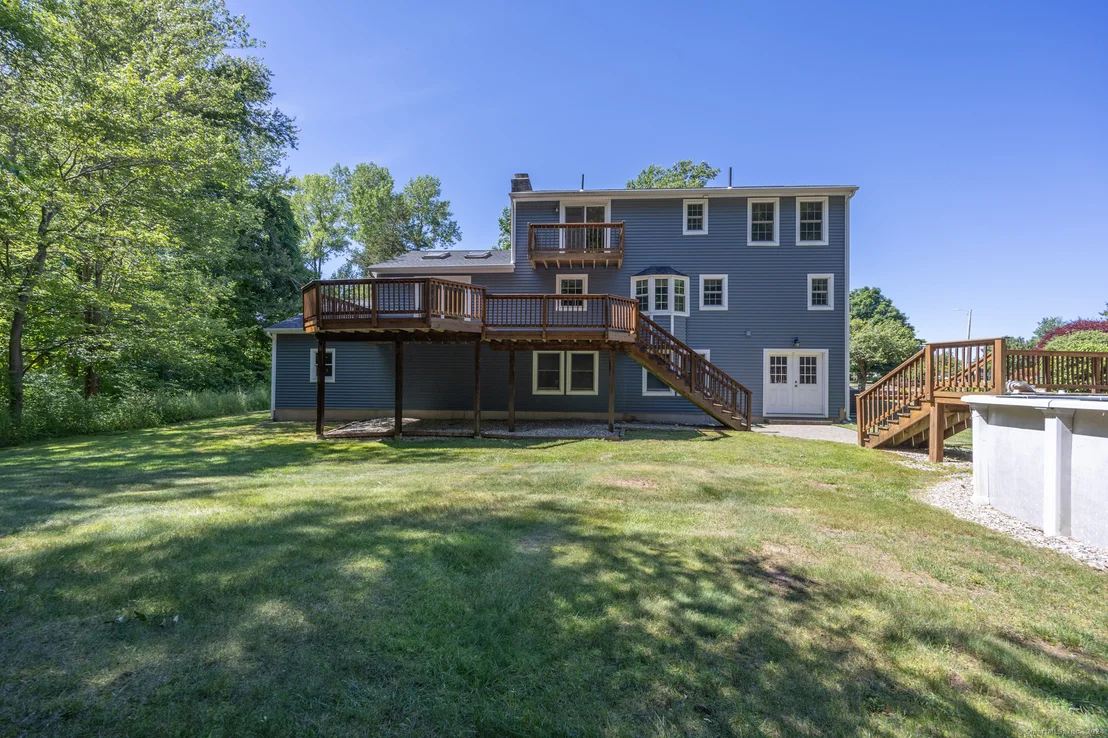 Photo of 79 Vineyard Drive