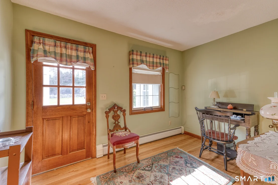 Photo of 1833 Mountain Road