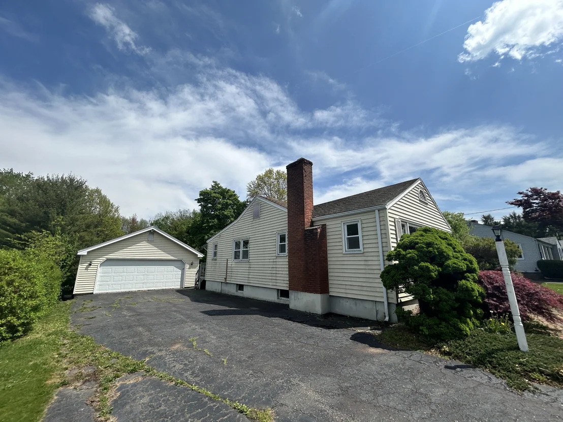 Photo of 62 Valley Crest Drive