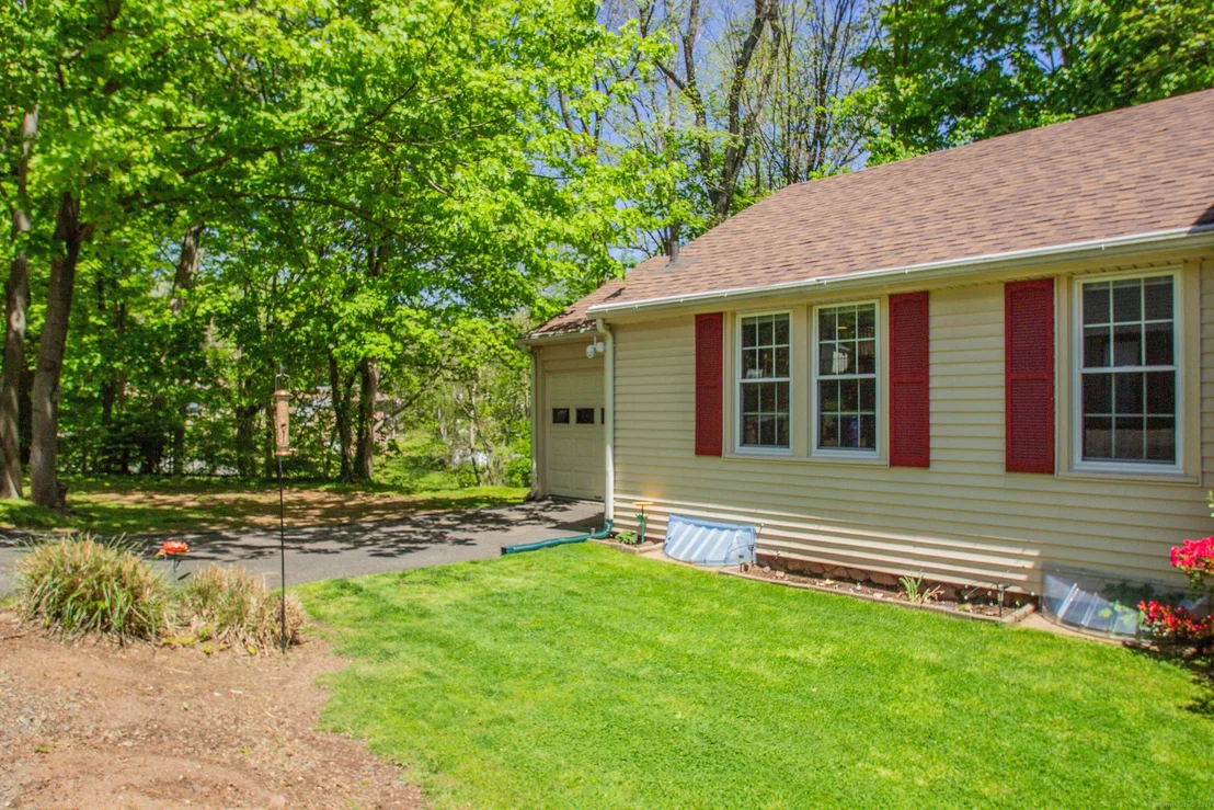 Photo of 65 Johnson Avenue