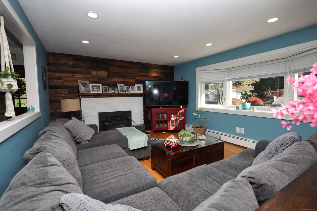 Photo of 17 Rowland Drive
