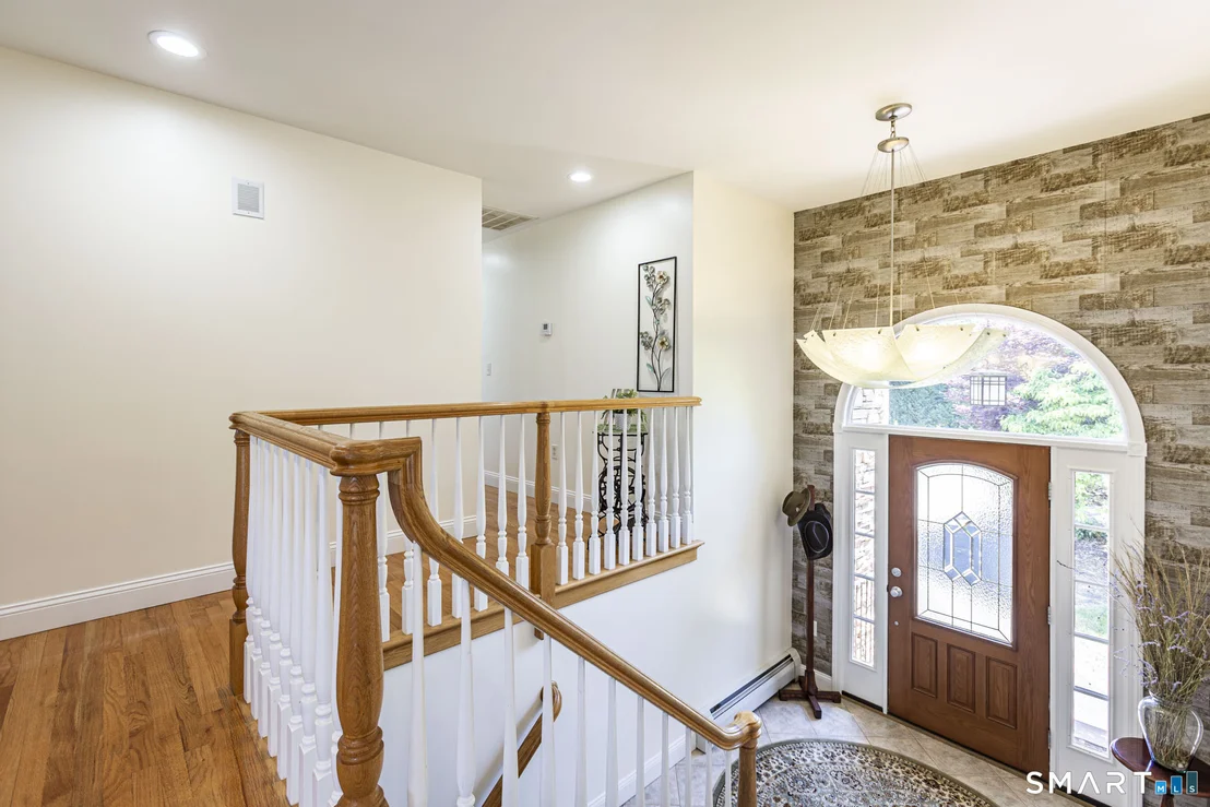 Photo of 255 East Road