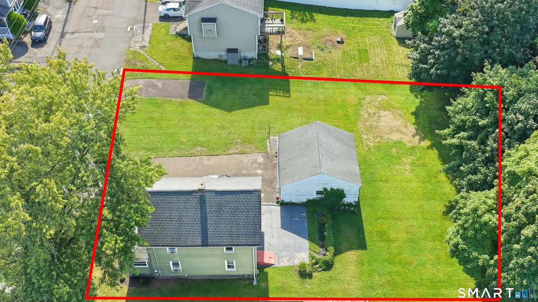 Photo of 25 Maple Avenue