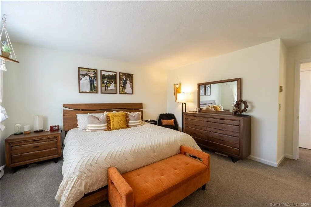 Photo of Unit 41D at 925 Oronoke Road