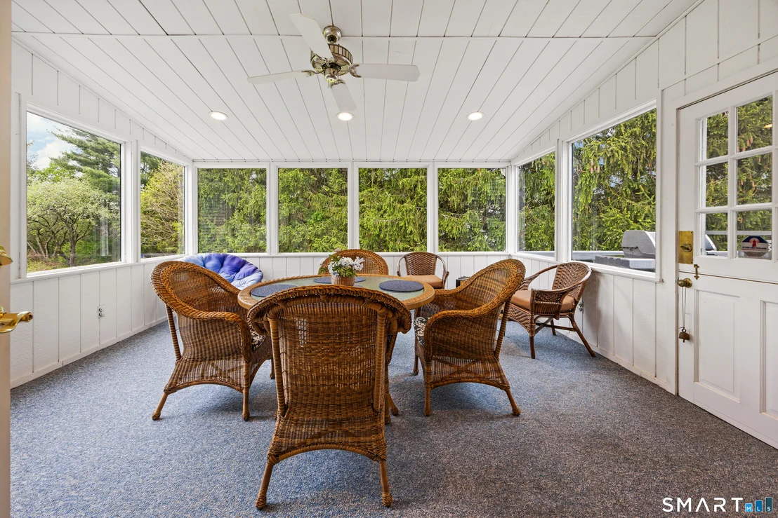 Photo of 230 Wallingford Road