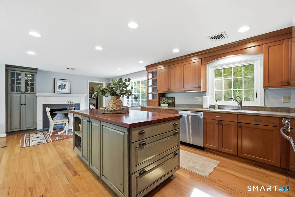 Photo of 8 Penwood Road