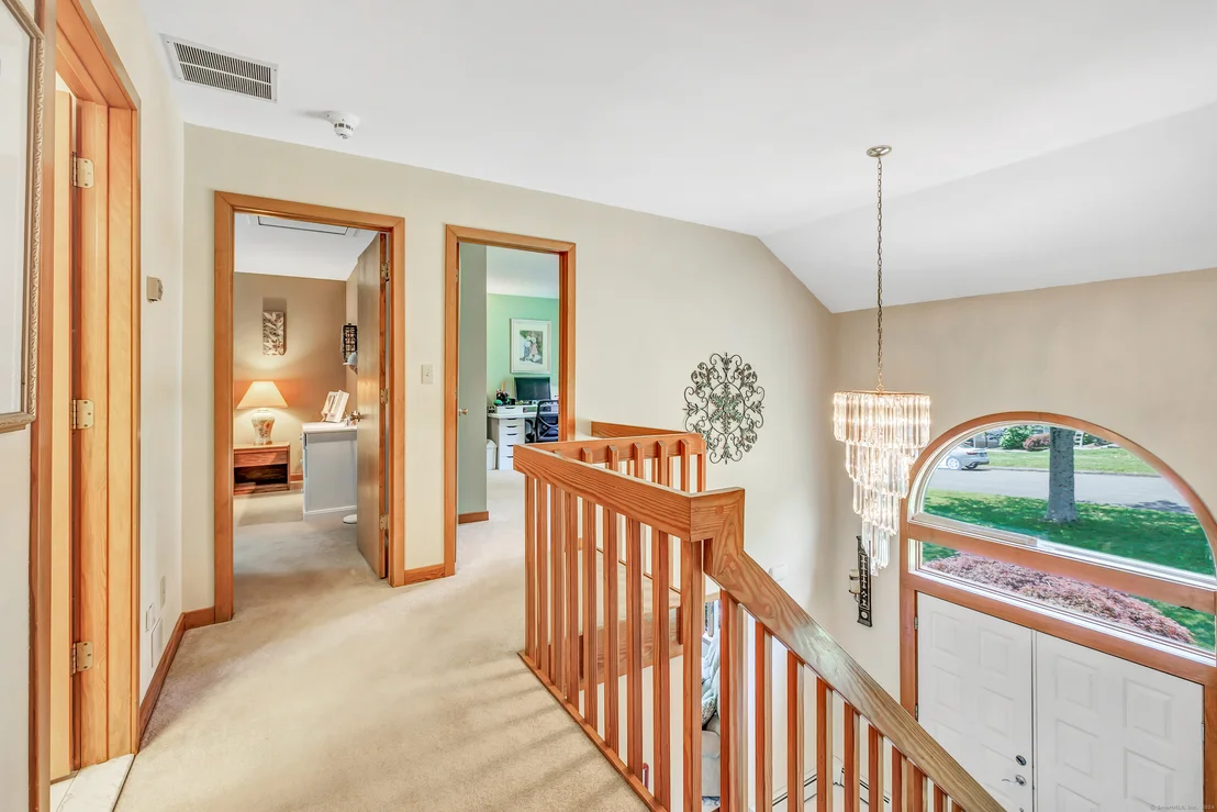 Photo of 26 Rolling Brook Lane