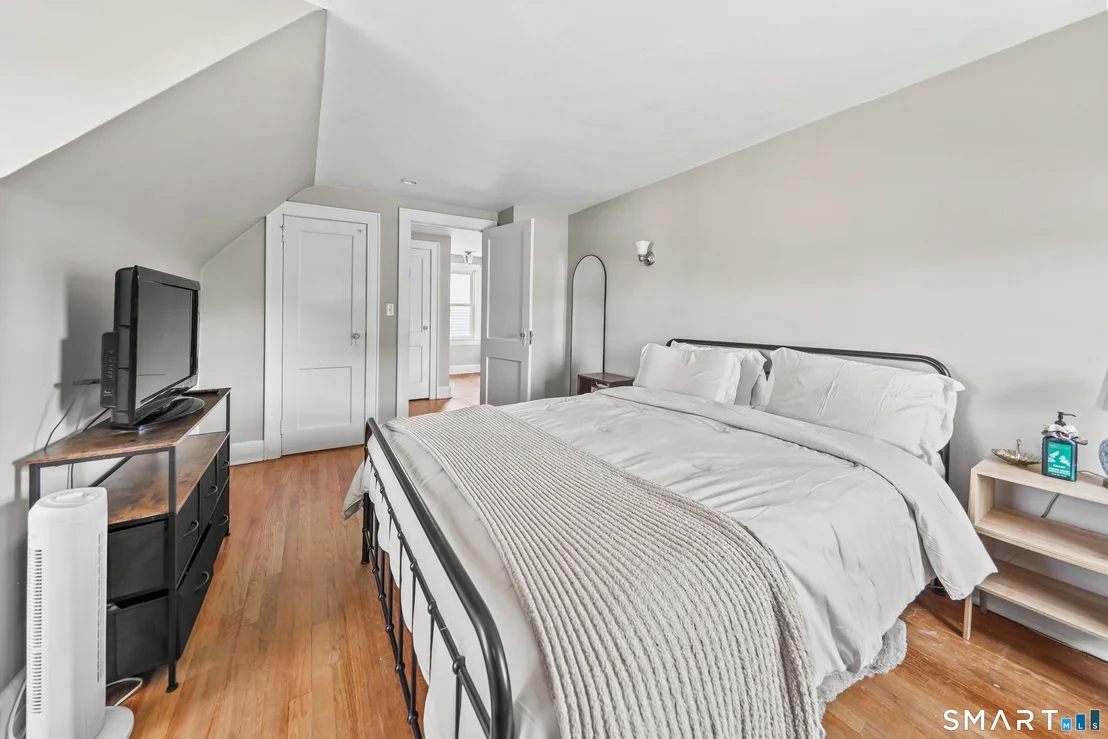 Photo of 74 Pullen Avenue