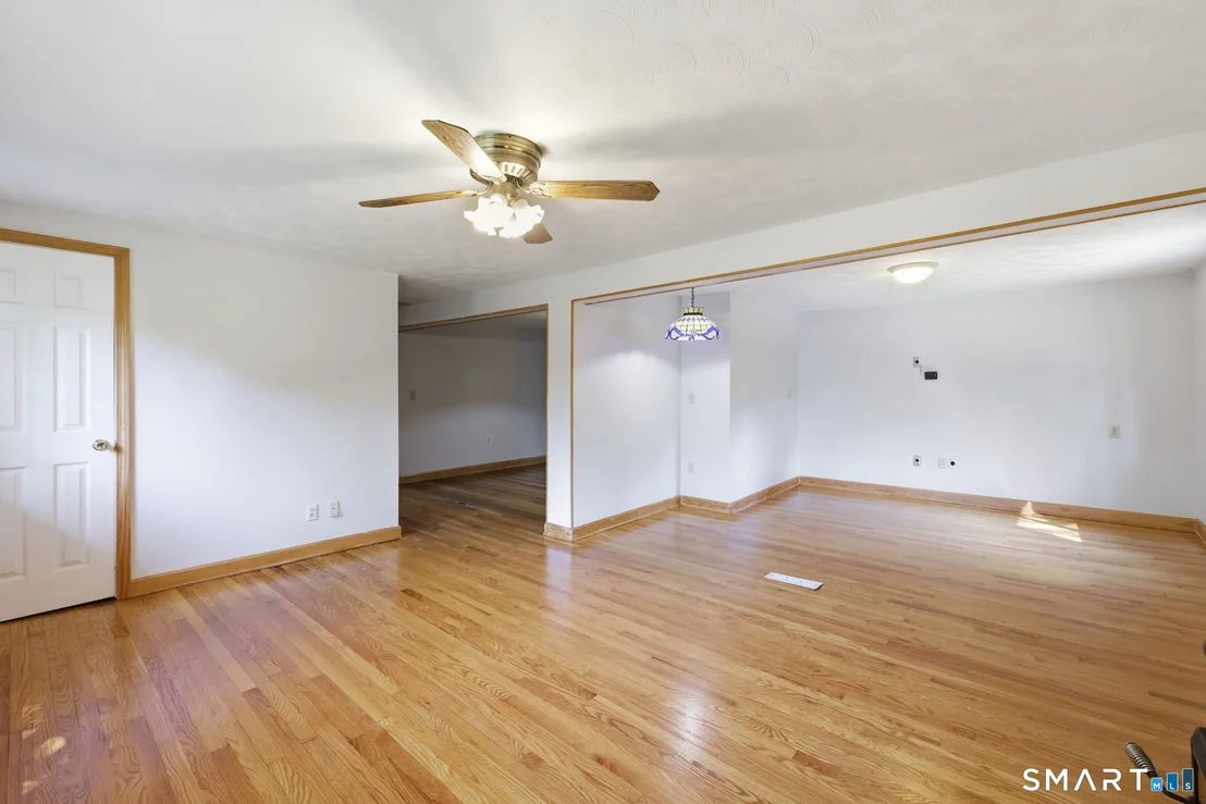 Photo of 186 Jackson Drive