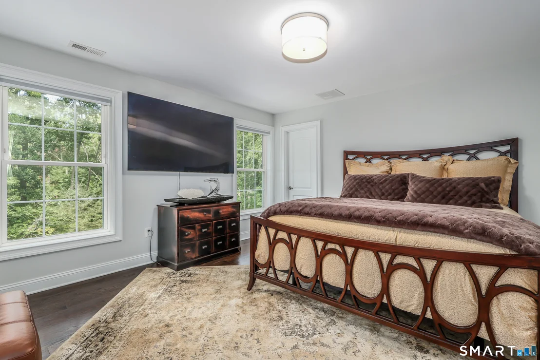Photo of 105 Perry Avenue