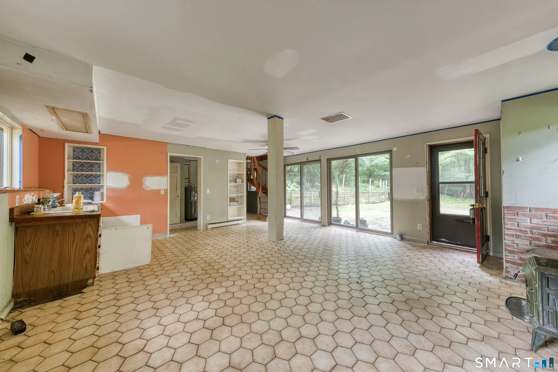 Photo of 102 Brookside Lane
