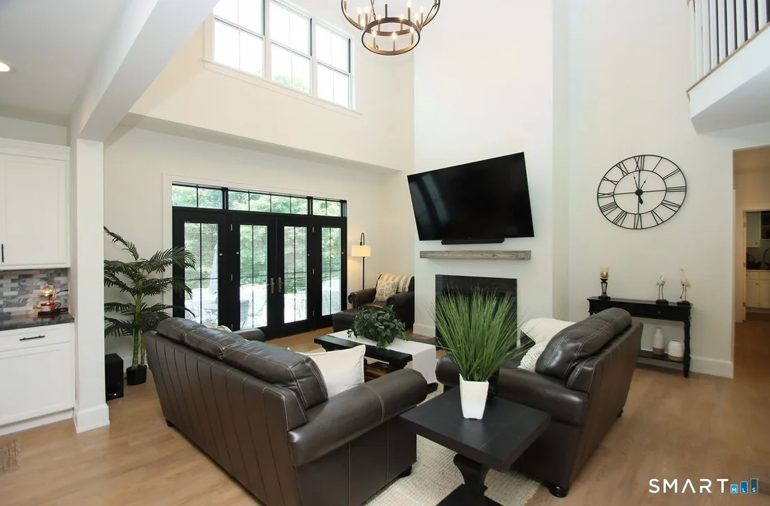 Photo of 773 Avon Road