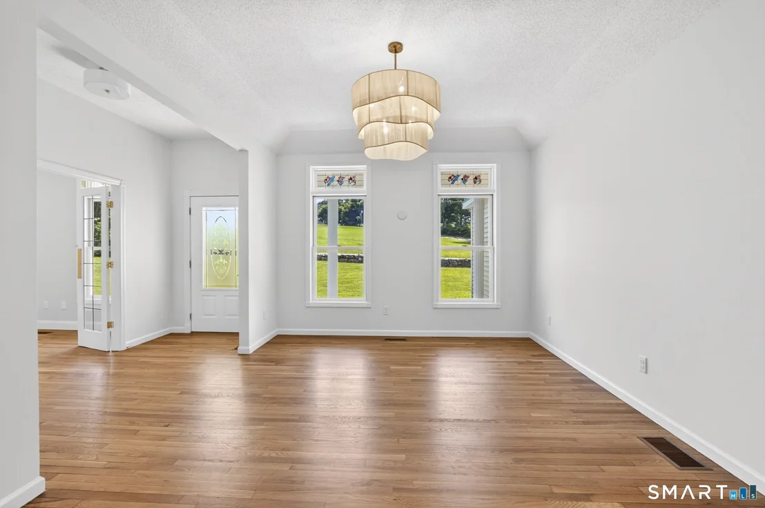 Photo of 365 Munger Lane