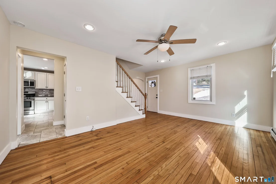 Photo of 116 Hillside Avenue