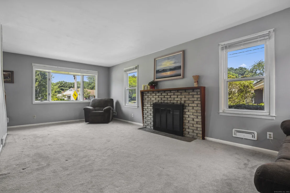 Photo of 150 Walnut Street