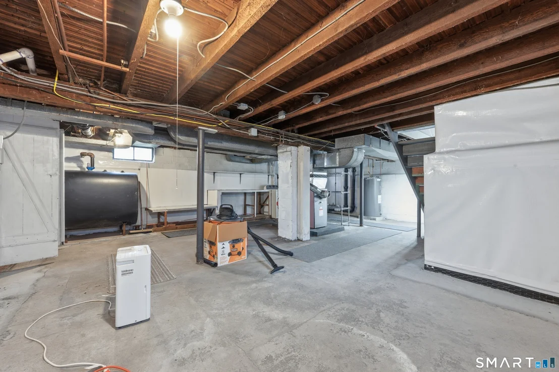 Photo of 25 Maple Avenue
