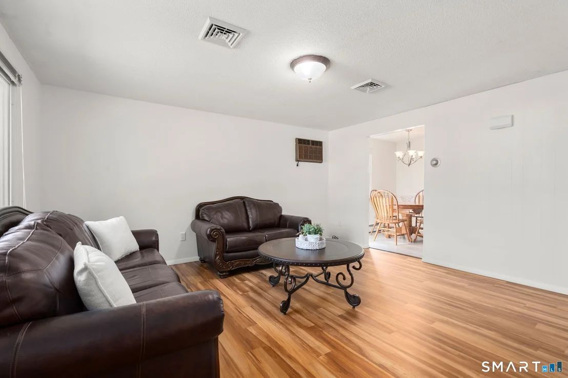 Photo of 143 Southridge Drive