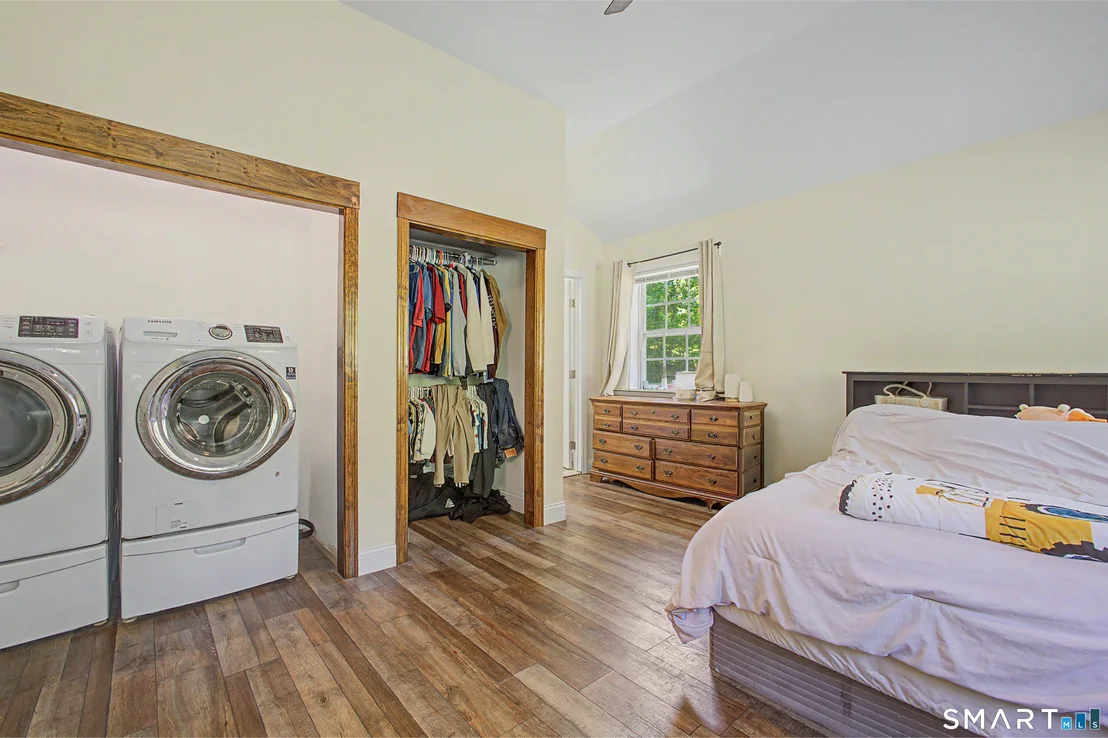 Photo of 243 Searles Road