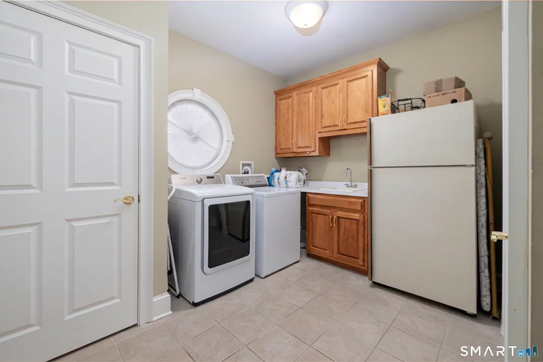 Photo of 21 Merlins Lane