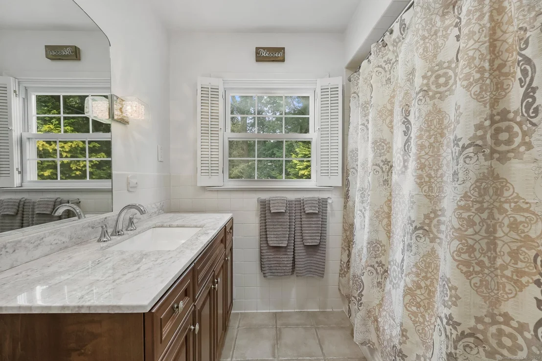 Photo of 109 Meadowcrest Drive