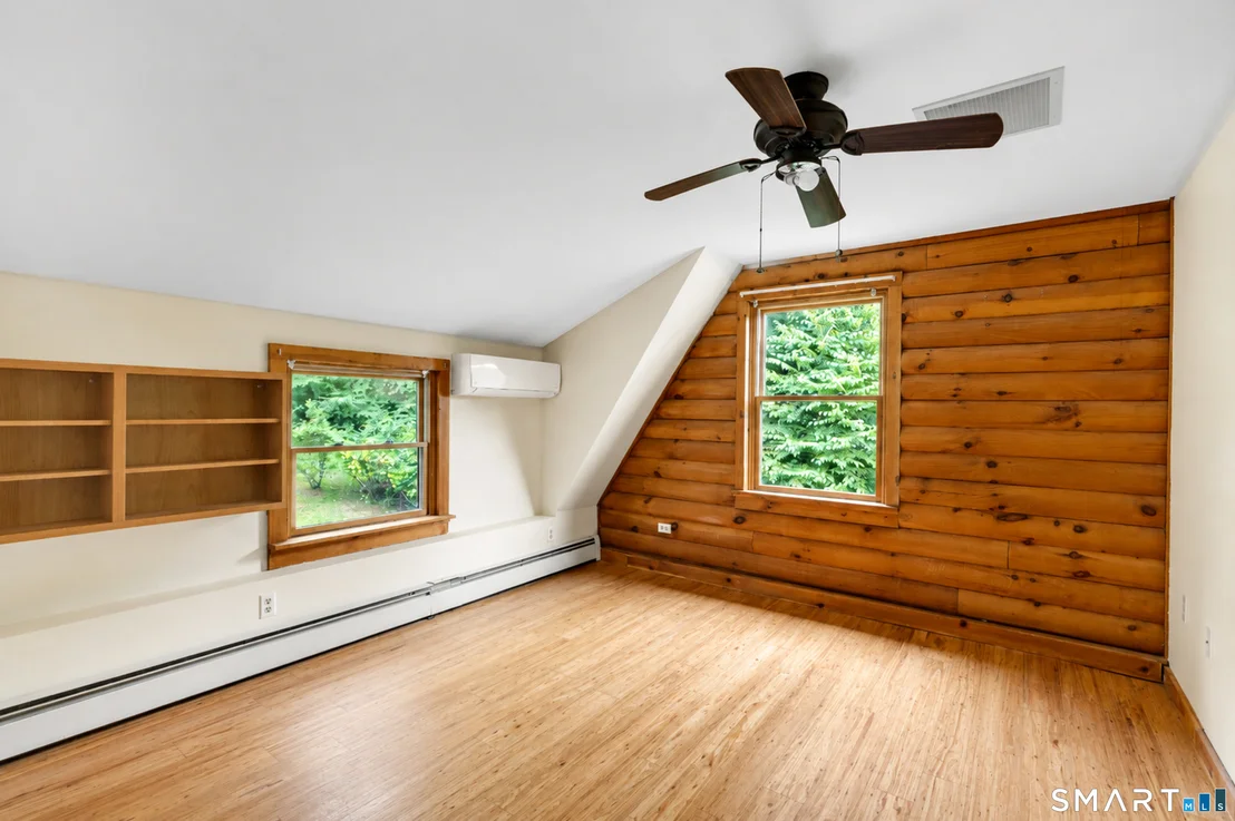 Photo of 200 Bulkeley Hill Road