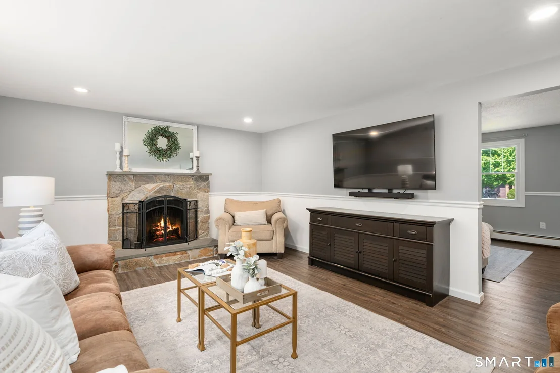 Photo of 200 Lefoll Boulevard