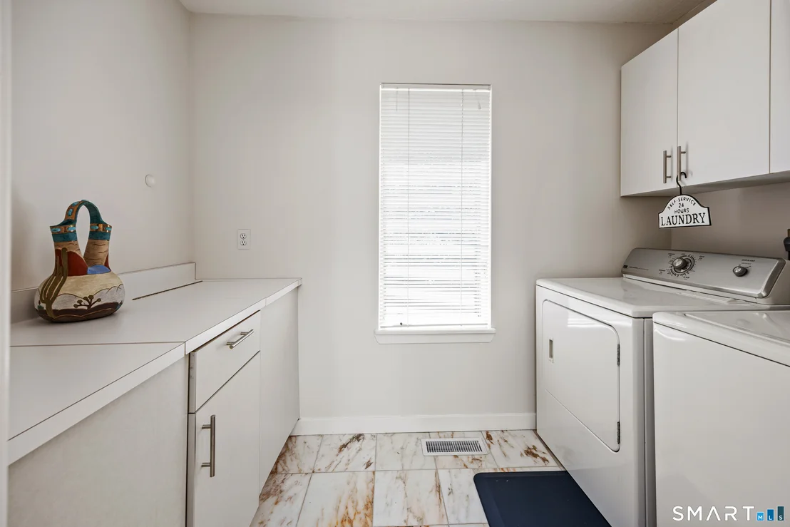 Photo of 25 Surrey Drive